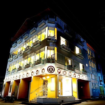 Hotel Raj Residency Pondicherry Esterno foto