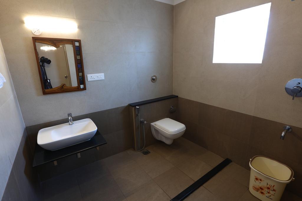 Hotel Raj Residency Pondicherry Esterno foto