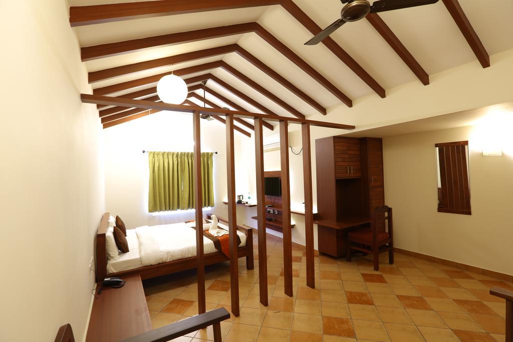 Hotel Raj Residency Pondicherry Esterno foto