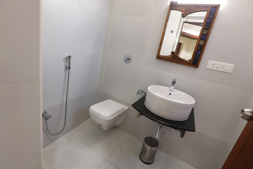 Hotel Raj Residency Pondicherry Esterno foto