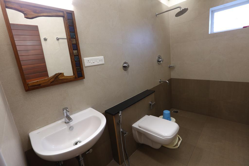 Hotel Raj Residency Pondicherry Esterno foto